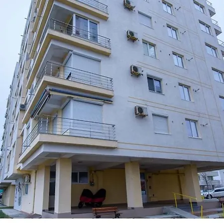 Summerland Apartament